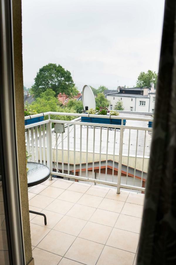 Appartement Rainbow Z Prywatnym Parkingiem à Bielsko-Biała Extérieur photo