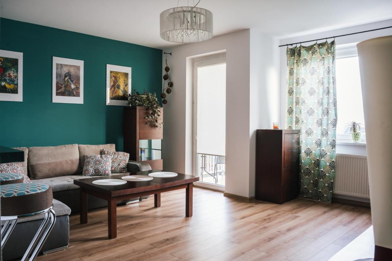 Appartement Rainbow Z Prywatnym Parkingiem à Bielsko-Biała Extérieur photo